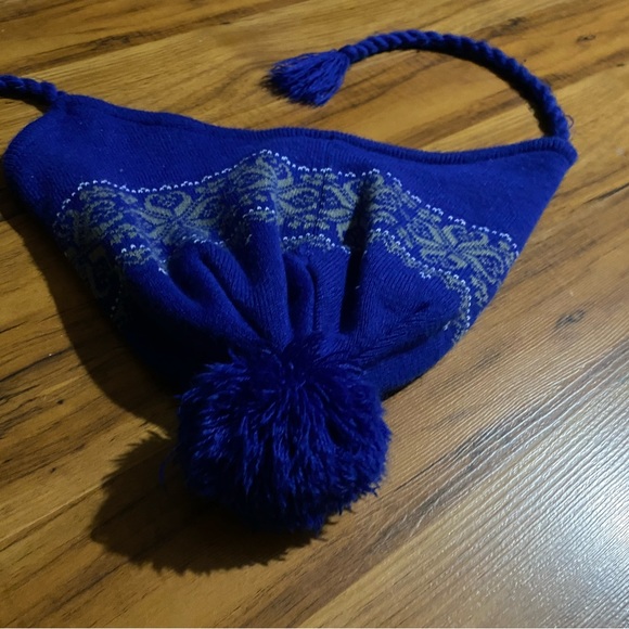 Women’s Captivating Headgear UK Wildcat Acrylic Toboggan Hat OS - Picture 10 of 15